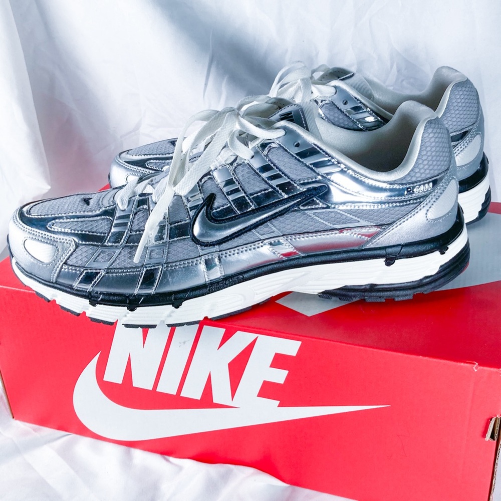 Nearly New Size 13 Metallic Silver, White and Black Nike P-6000